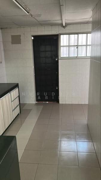 Rumah Teres 2-Tingkat untuk Disewa di Kota Kemuning (Shah Alam) - Nuruddin Zabidi - Kitchen - PropertyGuru.com.my