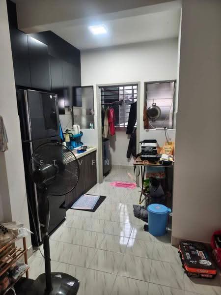 Townhouse for Sale in Gelang Patah (Johor) - Steven Ngoi - Kitchen - PropertyGuru.com.my
