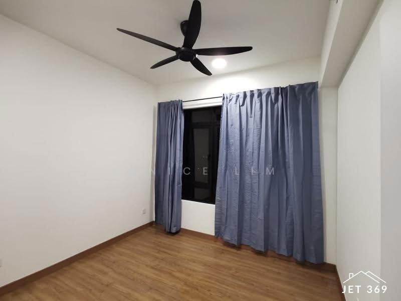 Service Residence for Sale at The Amber Residence @ TwentyFive.7 - Eunice Lim - Bedroom - PropertyGuru.com.my