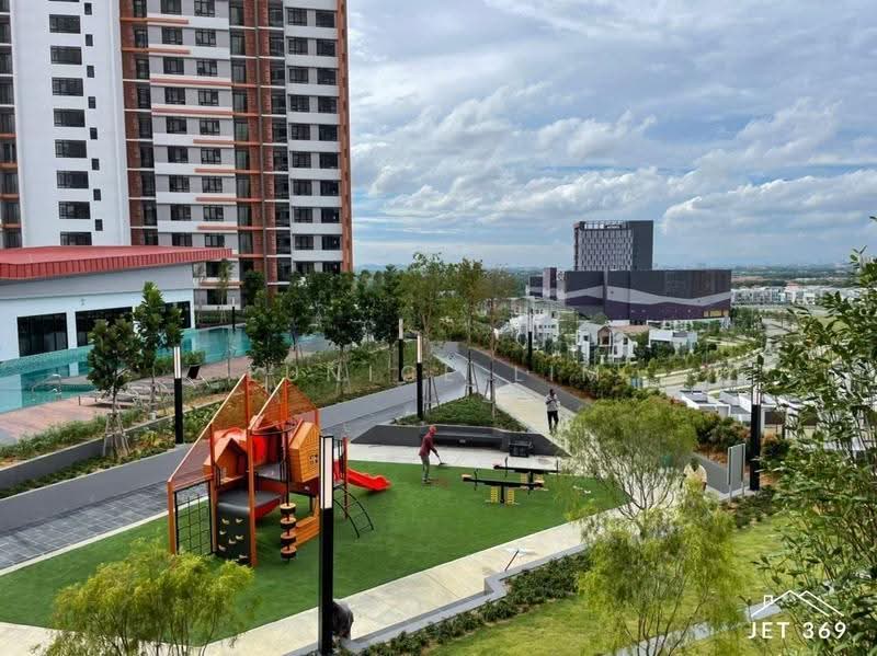 Service Residence for Sale at The Amber Residence @ TwentyFive.7 - Eunice Lim - Exterior - PropertyGuru.com.my