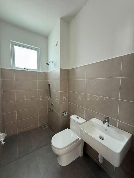 Terraced House for Sale in Bandar Putra Kulai (Kulai) - Steven Ngoi - Bathroom - PropertyGuru.com.my