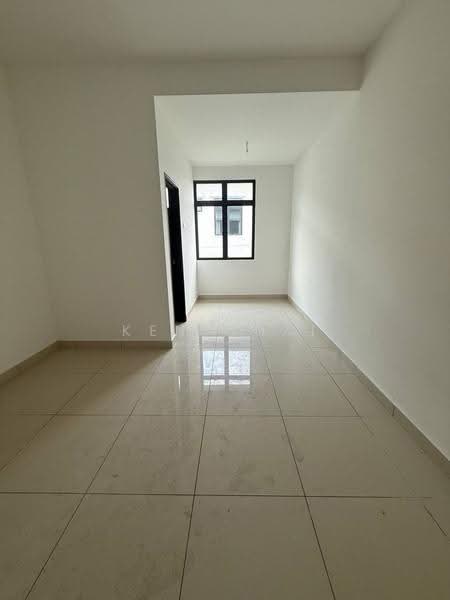 2-storey Terraced House for Sale in Bandar Cemerlang (Ulu Tiram) - Ken Chai - Interior - PropertyGuru.com.my