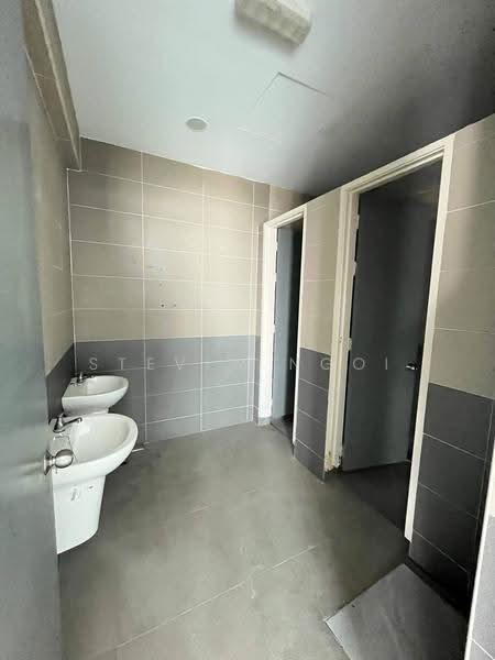 Cluster Factory for Rent in Eco Business Park 2 Senai (Senai) - Steven Ngoi - Bathroom - PropertyGuru.com.my