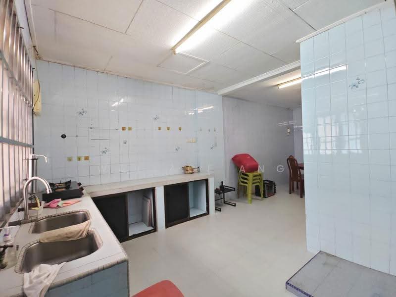 Rumah Teres 1-Tingkat untuk Dijual di Taman Johor Jaya (Johor Bahru) - Wallace Ang - Kitchen - PropertyGuru.com.my