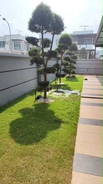 Semi-Detached House for Sale in Taman Nusa Bestari (Iskandar Puteri (Nusajaya)) - Wallace Ang - Garden - PropertyGuru.com.my