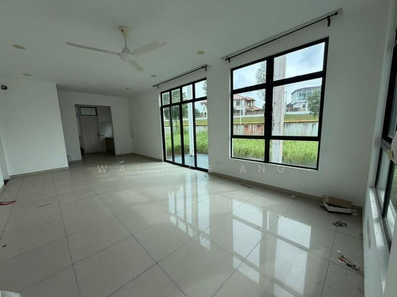 Rumah Teres 2-Tingkat untuk Dijual di Kota Masai (Pasir Gudang) - Wallace Ang - Living Room - PropertyGuru.com.my