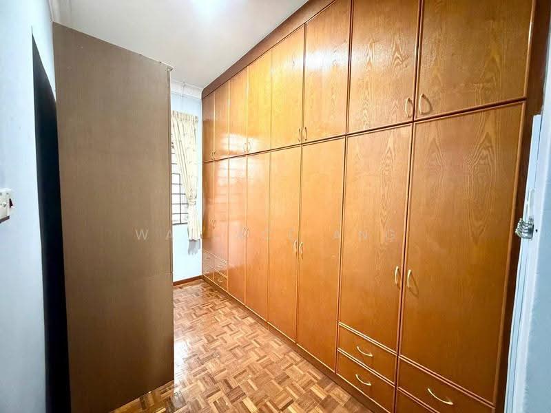 Rumah Teres 2-Tingkat untuk Dijual di Taman Bukit Kempas (Tampoi) - Wallace Ang - Bedroom - PropertyGuru.com.my