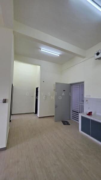 Kediaman Servis untuk Dijual di The Garden Residences - Crystal Kong - Kitchen - PropertyGuru.com.my