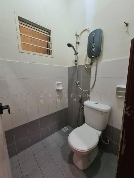 1-storey Terraced House for Rent in Bandar Putera 2 (Klang) - Ashiken Mudzrin - PropertyGuru.com.my