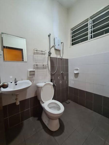1-storey Terraced House for Rent in Bandar Putera 2 (Klang) - Ashiken Mudzrin - PropertyGuru.com.my