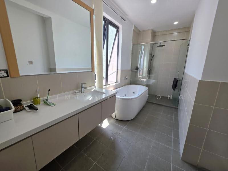 Condominium for Rent at The Peak Vista - Jaime Myra Tong - Bathroom - PropertyGuru.com.my