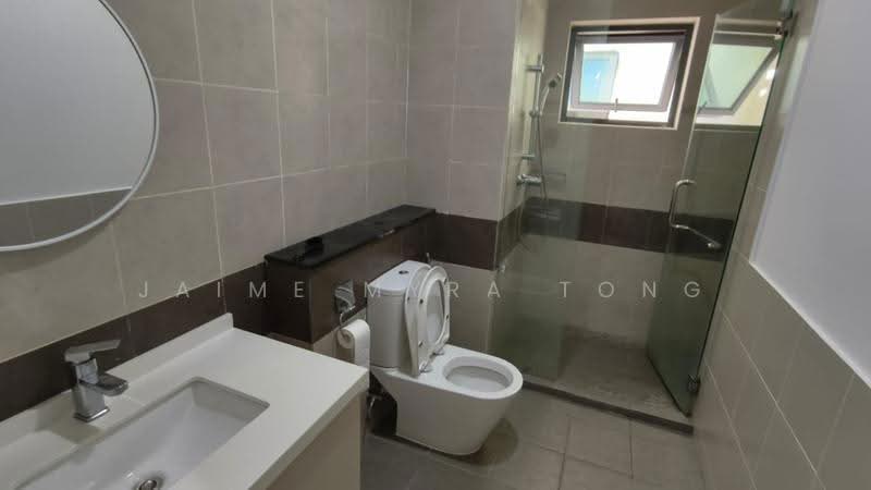 Condominium for Rent at The Peak Vista - Jaime Myra Tong - Bathroom - PropertyGuru.com.my