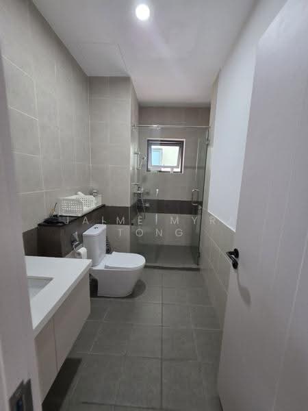 Condominium for Rent at The Peak Vista - Jaime Myra Tong - Bathroom - PropertyGuru.com.my