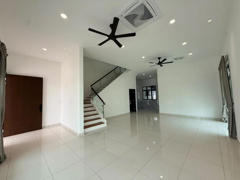 2-storey Terraced House for Rent in Taman Ponderosa (Johor Bahru) - Desmond Lew - Living Room - PropertyGuru.com.my