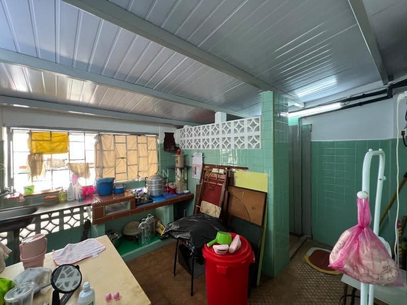 Shop / Office untuk Dijual di George Town (Penang) - Yonii Tan - Kitchen - PropertyGuru.com.my