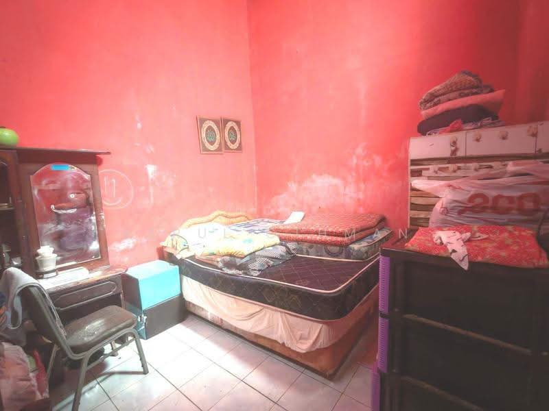 1-storey Terraced House for Sale in Seremban (Negeri Sembilan) - Azrul Othman - Bedroom - PropertyGuru.com.my