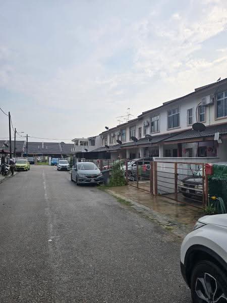2-storey Terraced House for Sale in Taman Puteri Wangsa (Ulu Tiram) - Sean Yeoh - Exterior - PropertyGuru.com.my