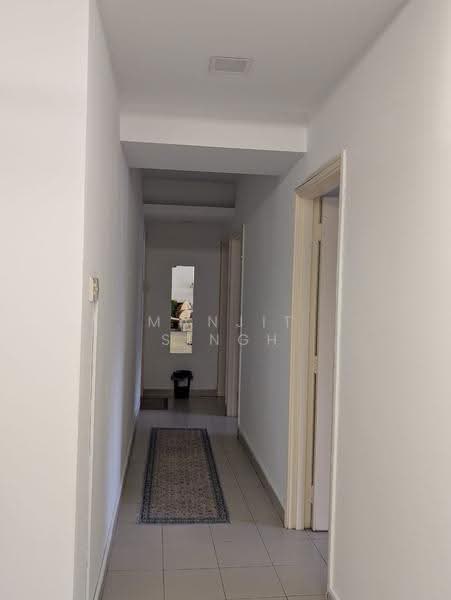 Kondominium untuk Dijual di Sri Wangsaria - Manjit Singh - Corridor - PropertyGuru.com.my