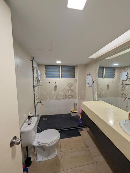 Kondominium untuk Dijual di Sri Wangsaria - Manjit Singh - Bathroom - PropertyGuru.com.my