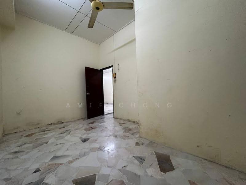 Rumah Teres 1-Tingkat untuk Dijual di Taman Ipoh Timur (Ipoh) - Amie Chong - Interior - PropertyGuru.com.my