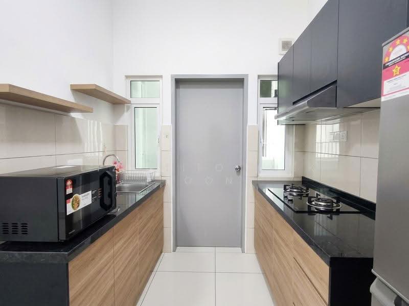 Kediaman Servis untuk Dijual di TR Residence - Liza Tieo Quek Hoon - Kitchen - PropertyGuru.com.my