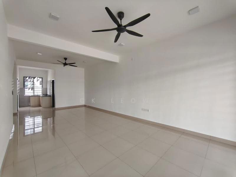 Rumah Teres 2-Tingkat untuk Disewa di Bandar Dato Onn (Tebrau) - Ck Leow - Living Room - PropertyGuru.com.my