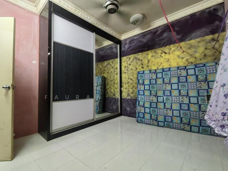 Pangsapuri untuk Dijual di Ria Apartment - Fauran Nawawi - PropertyGuru.com.my
