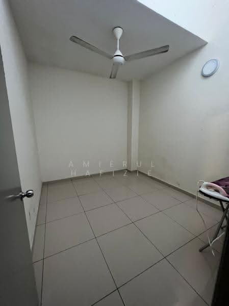Semi-Detached House for Sale in Kampung Batu 9 Kebun Baru (Telok Panglima Garang) - Amierul Hafizie - Interior - PropertyGuru.com.my
