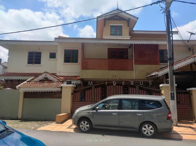 Rumah Teres 2.5-Tingkat untuk Dijual di Ulu Kelang (Kuala Lumpur) - Ibrahim Iderus - Exterior - PropertyGuru.com.my