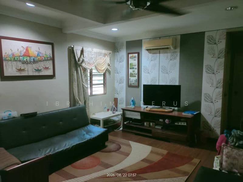Rumah Teres 2.5-Tingkat untuk Dijual di Ulu Kelang (Kuala Lumpur) - Ibrahim Iderus - Living Room - PropertyGuru.com.my