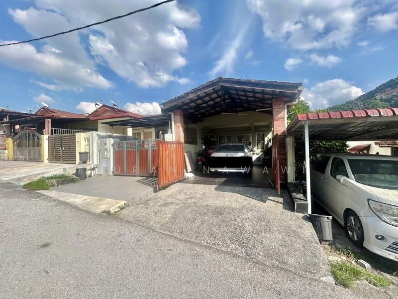 Rumah Teres 2.5-Tingkat untuk Dijual di Batu Caves (Selangor) - Fauran Nawawi - PropertyGuru.com.my