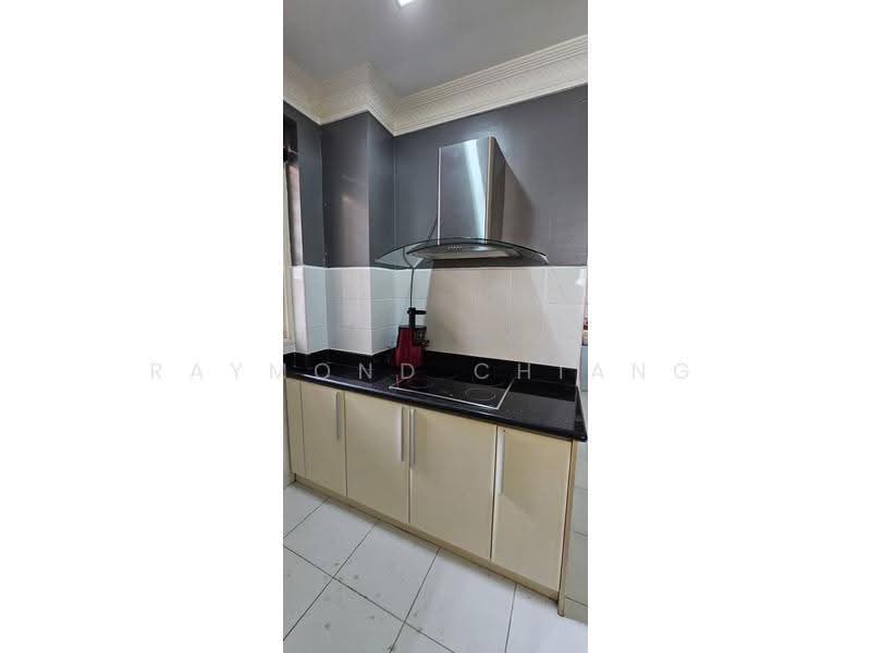 Kondominium untuk Dijual di The Tamarind - Raymond Chiang - Kitchen - PropertyGuru.com.my
