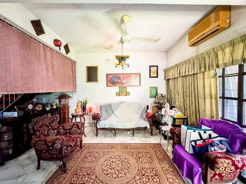 2-storey Terraced House for Sale in Bukit Idaman (Selayang) - Fauran Nawawi - Living Room - PropertyGuru.com.my