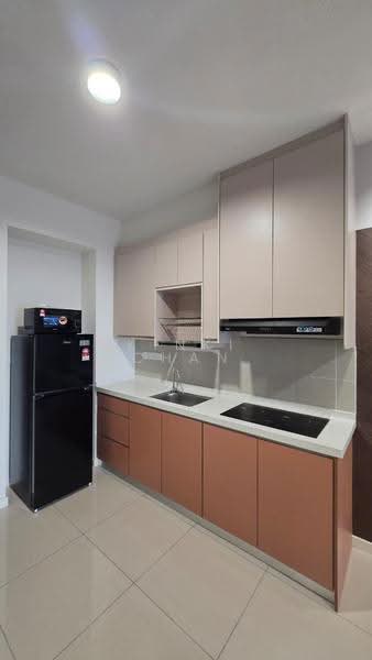 Kediaman Servis untuk Disewa di Emerald 9 - KINKI CHAN - Kitchen - PropertyGuru.com.my