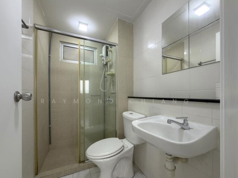 Condominium for Sale at The Tamarind - Raymond Chiang - Bathroom - PropertyGuru.com.my