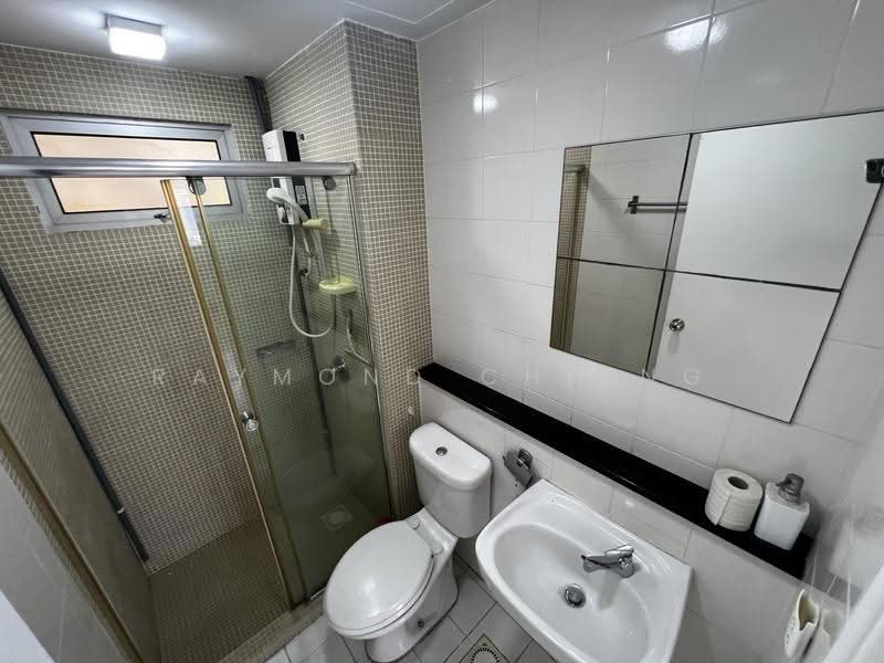 Condominium for Sale at The Tamarind - Raymond Chiang - Bathroom - PropertyGuru.com.my
