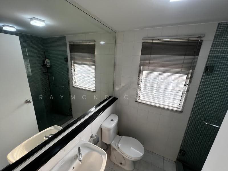 Condominium for Sale at The Tamarind - Raymond Chiang - Bathroom - PropertyGuru.com.my
