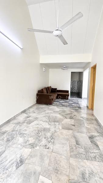 1-storey Terraced House for Rent in Bandar Kinrara (Selangor) - Sky Wong - Living Room - PropertyGuru.com.my