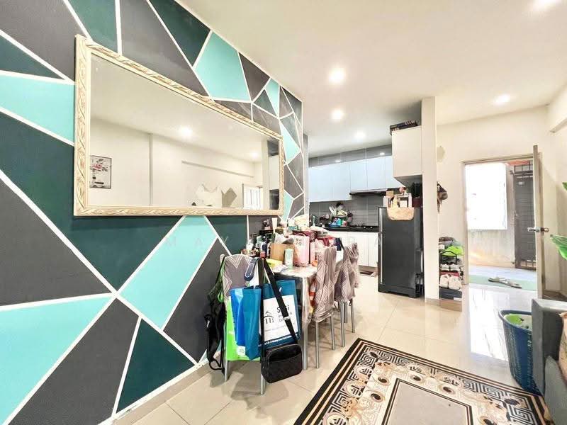 Pangsapuri untuk Dijual di Impian Sentosa - Maya Myra - Kitchen - PropertyGuru.com.my