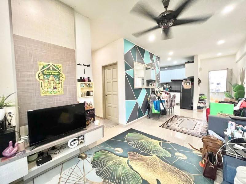 Pangsapuri untuk Dijual di Impian Sentosa - Maya Myra - Living Room - PropertyGuru.com.my