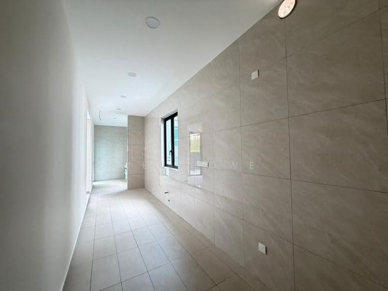 Semi-Detached House for Sale in Taman Mount Austin (Tebrau) - Wee Howe - Interior - PropertyGuru.com.my