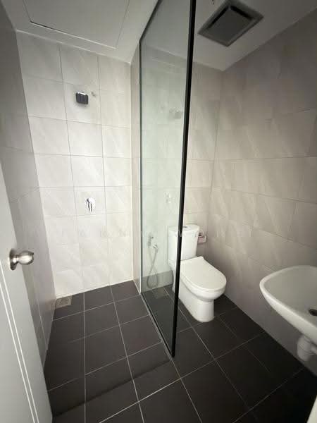 Condominium for Sale at Jelutong Central Residence - Fanny Wong - Bathroom - PropertyGuru.com.my