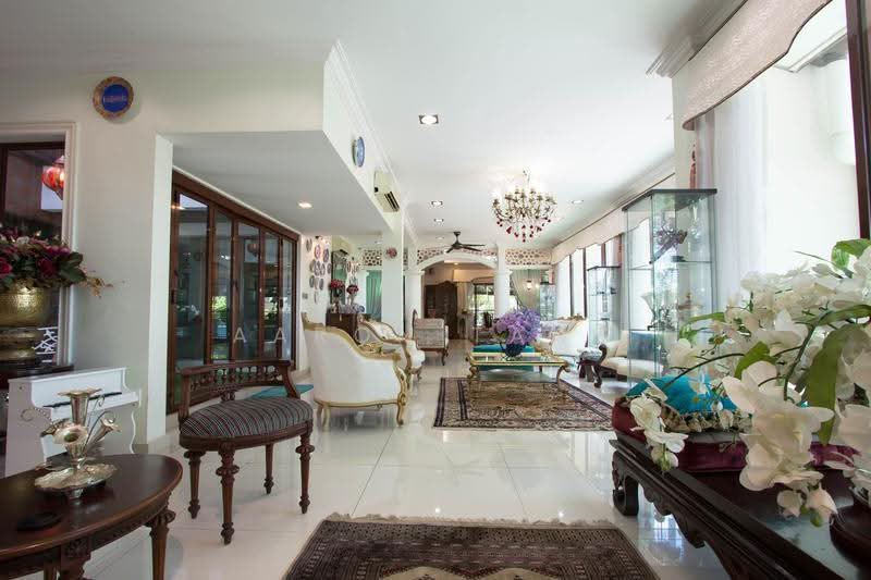 Bungalow House for Sale in Seksyen 4 (Kota Damansara) - Aaron Tang - Living Room - PropertyGuru.com.my