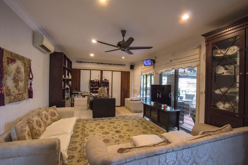 Bungalow House for Sale in Seksyen 4 (Kota Damansara) - Aaron Tang - Living Room - PropertyGuru.com.my