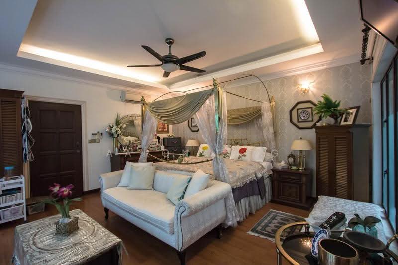 Bungalow House for Sale in Seksyen 4 (Kota Damansara) - Aaron Tang - Bedroom - PropertyGuru.com.my