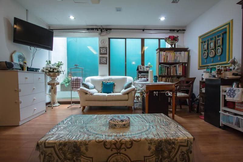 Bungalow House for Sale in Seksyen 4 (Kota Damansara) - Aaron Tang - Living Room - PropertyGuru.com.my