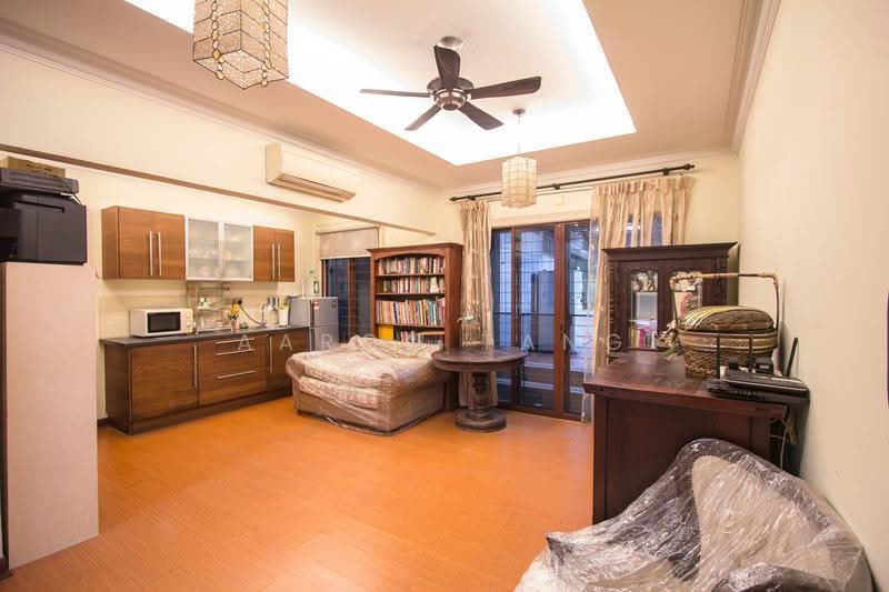 Bungalow House for Sale in Seksyen 4 (Kota Damansara) - Aaron Tang - Living Room - PropertyGuru.com.my