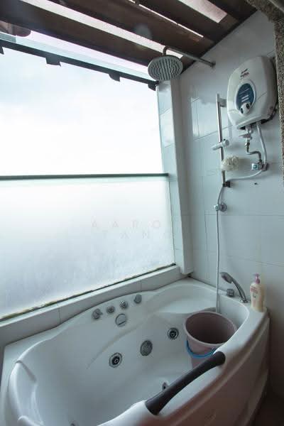 Bungalow House for Sale in Seksyen 4 (Kota Damansara) - Aaron Tang - Bathroom - PropertyGuru.com.my