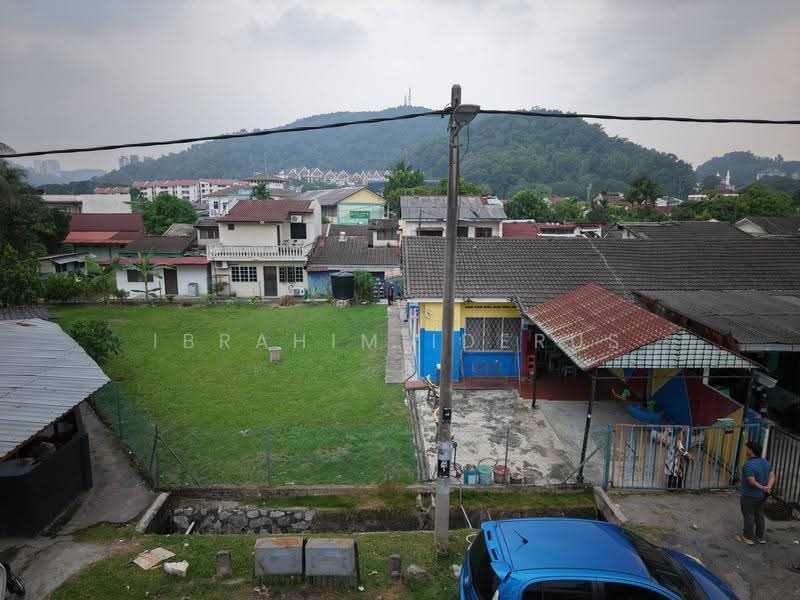 1-storey Terraced House for Sale in Ulu Kelang (Kuala Lumpur) - Ibrahim Iderus - Exterior - PropertyGuru.com.my