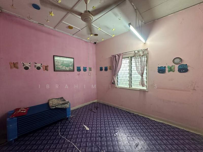 1-storey Terraced House for Sale in Ulu Kelang (Kuala Lumpur) - Ibrahim Iderus - Interior - PropertyGuru.com.my